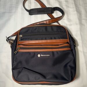 Samsonite Black and Brown Messenger Bag with Durable Design